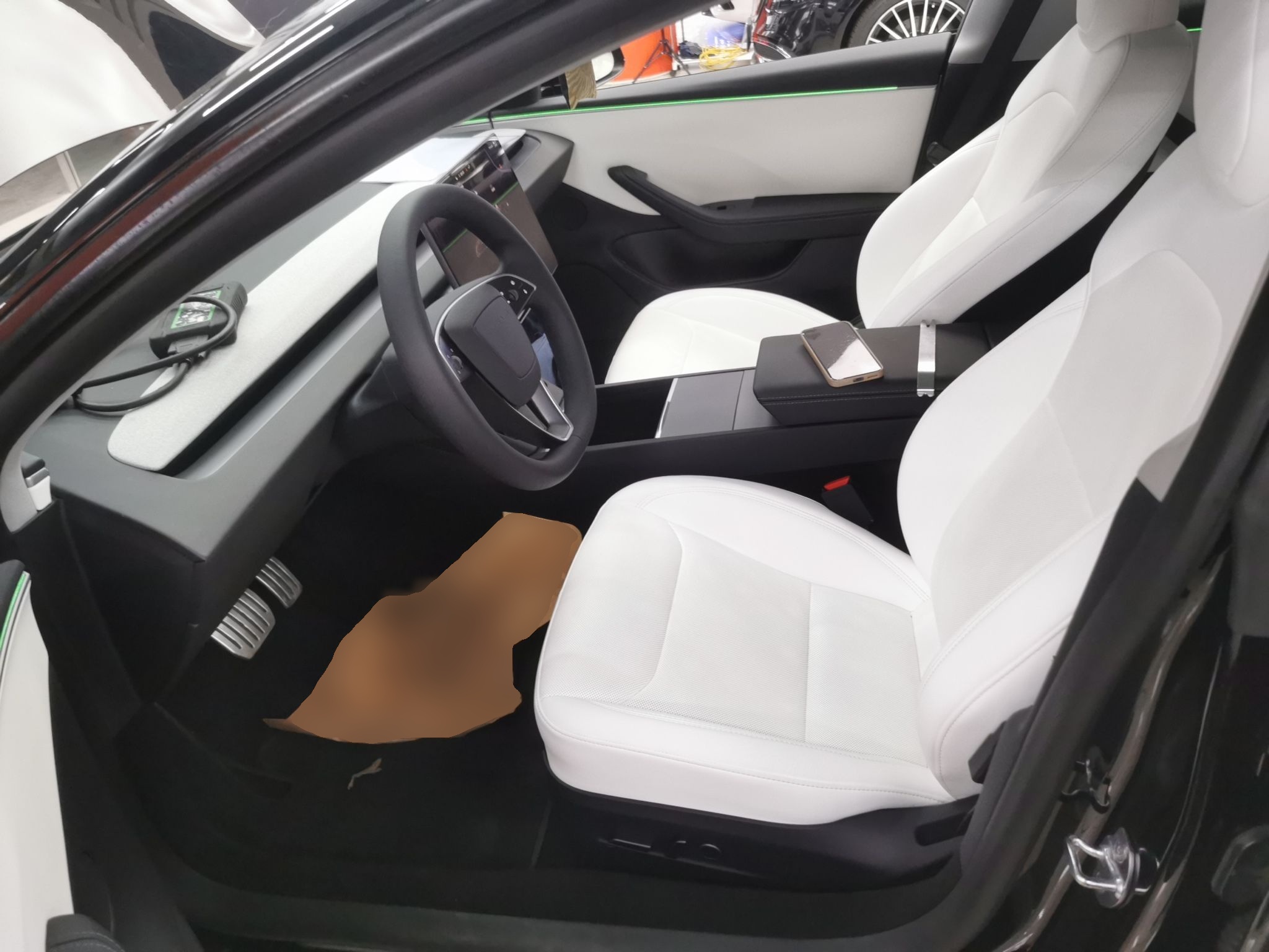 Переднее сиденье в автомобиле