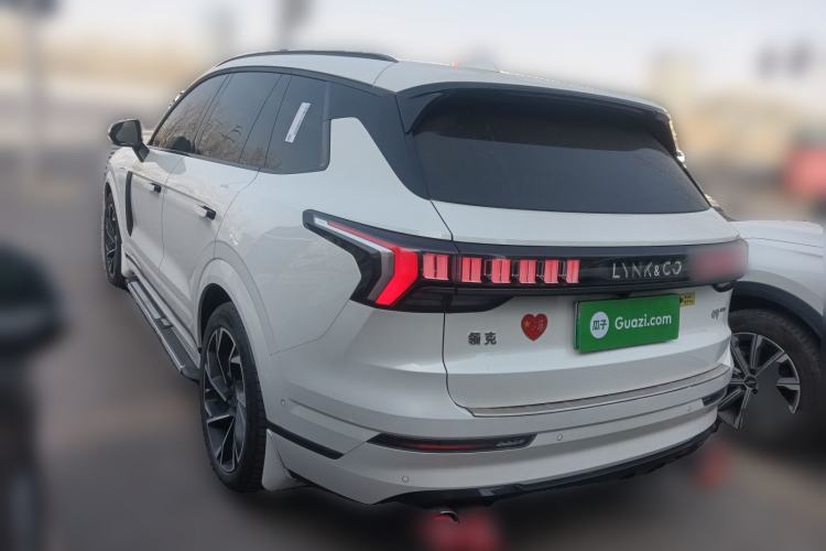 Used Lynk & Co 09 2021 2.0T Halo Seven-Seater
