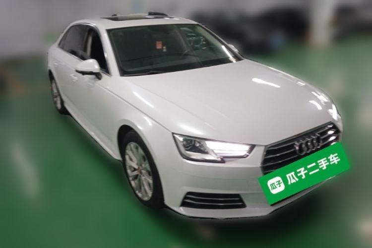 Used Audi A4L 2017 Plus 40 TFSI Ambition Model Front Right 45 Deg