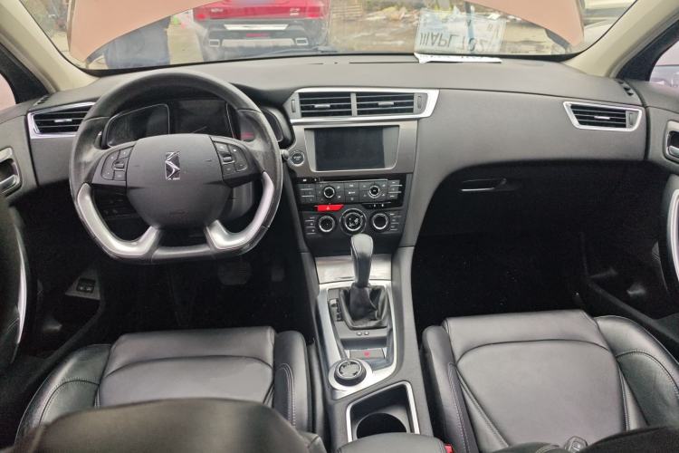 Used DS 6 2016 1.6T Luxury Edition THP160
