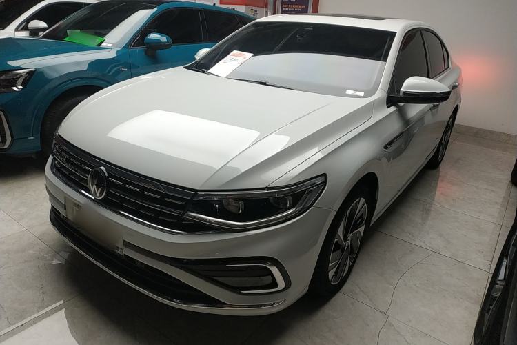 Used Volkswagen Bora 2023 200TSI DSG SmartDrive PRO Edition