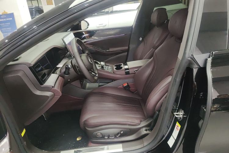 Used Denza Z9GT 2024 1100 4x4 Max First Edition