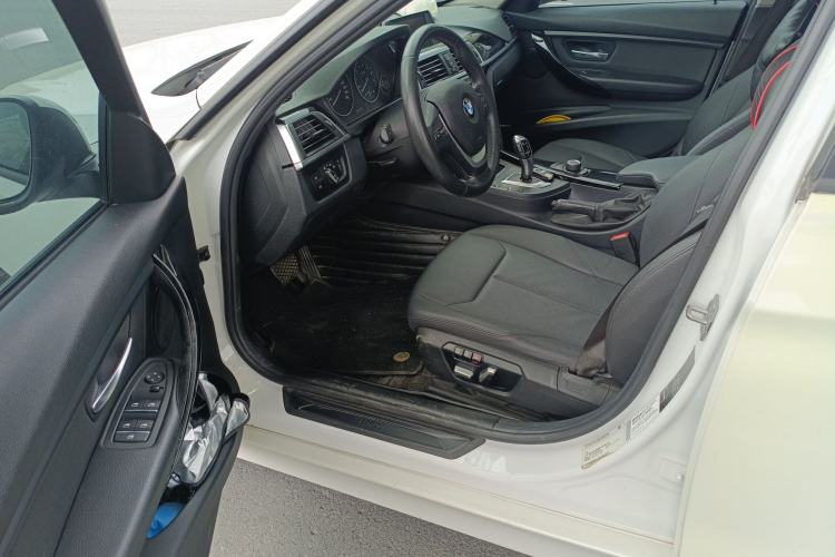 Used BMW 3 Series 2017 318i Fashion Model