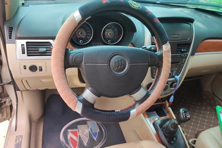 Used Buick Excelle 2011 1.6 LE-MT
