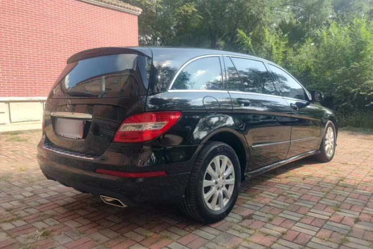Used Mercedes-Benz R-Class 2011 R 300 L Luxury Model