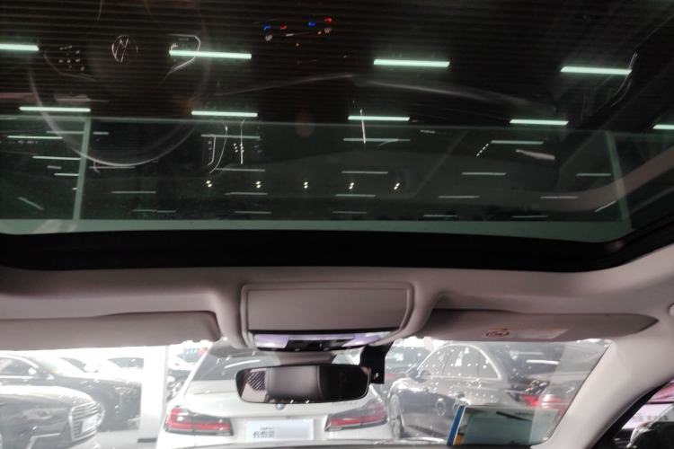 Used Volkswagen Passat 2023 330TSI Starry Luxury Edition Headliner