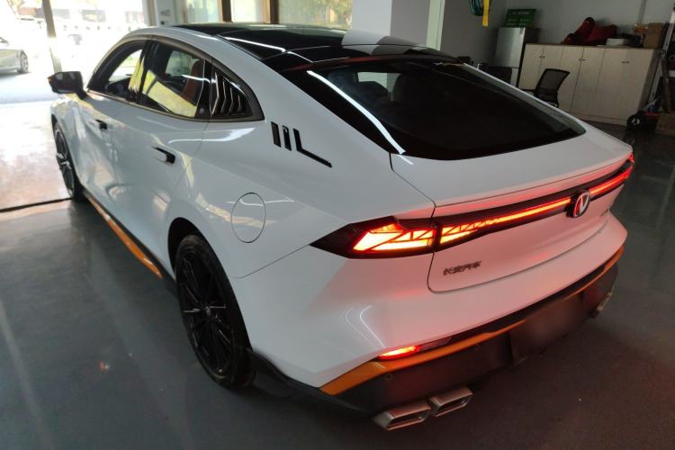 Used CHANGAN UNI-V 2024 1.5T Prestige Sport Edition Rear Left 45 Deg