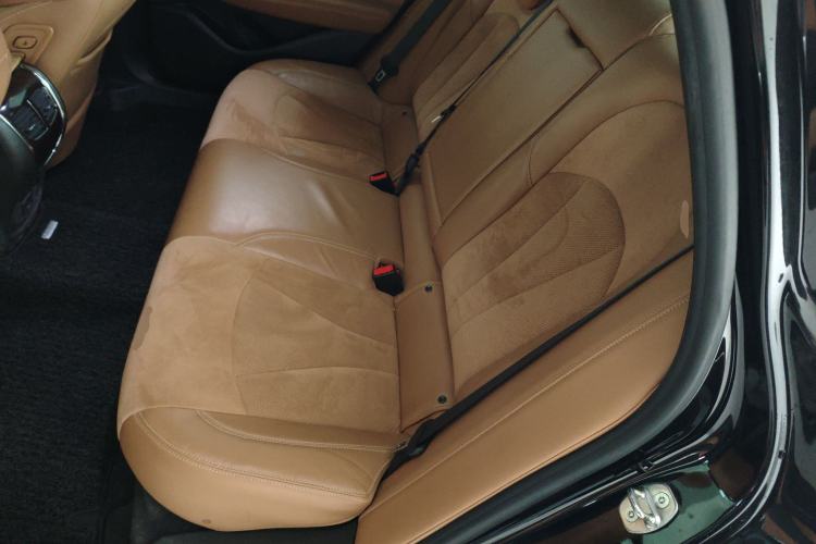 Used Buick LaCrosse 2018 28T Luxury Model
