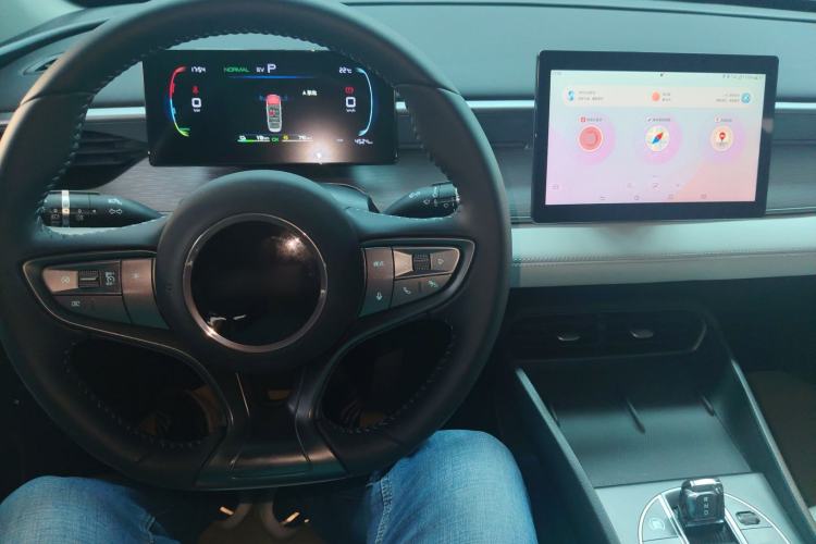 Used BYD Seal 05 DM-i 2025 DM-i Smart Drive 55KM Luxury Model Center Console