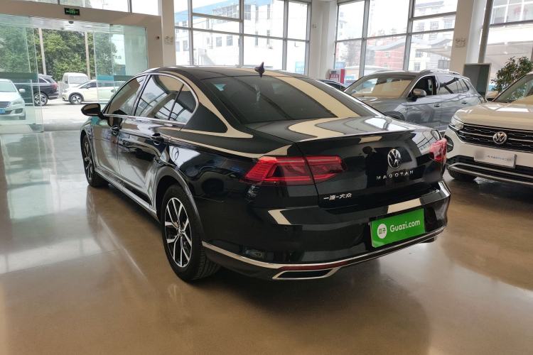 Used Volkswagen Magotan 2020 330TSI DSG Leading Model Exterior 2