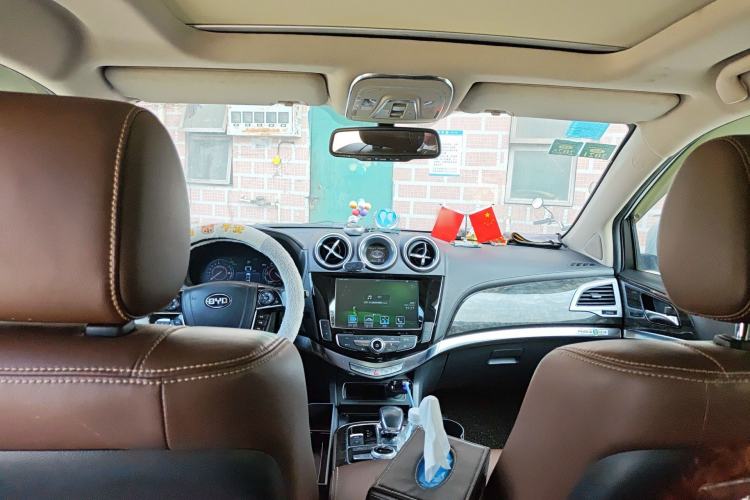 Used BYD Tang New Energy 2015 2.0T Four-Wheel-Drive Flagship Model