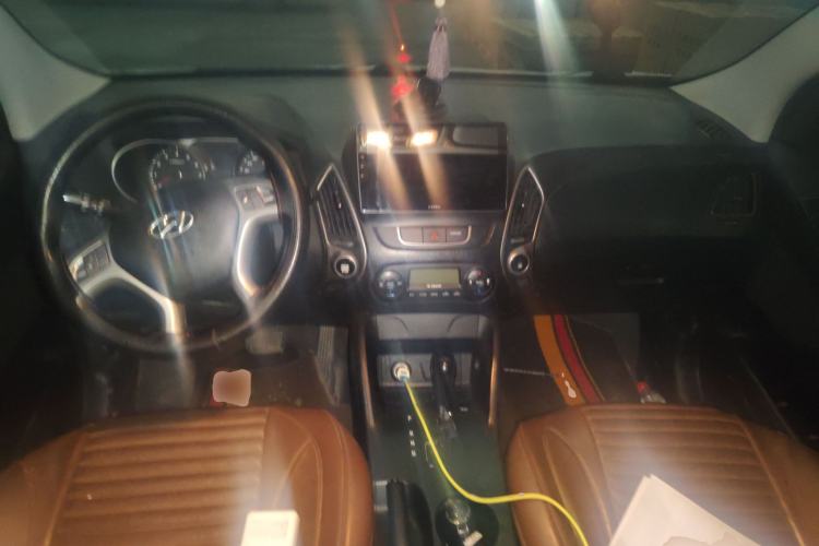 Used Hyundai ix35 2013 2.0L Automatic Two-Wheel Drive Smart GLS China IV Standard
