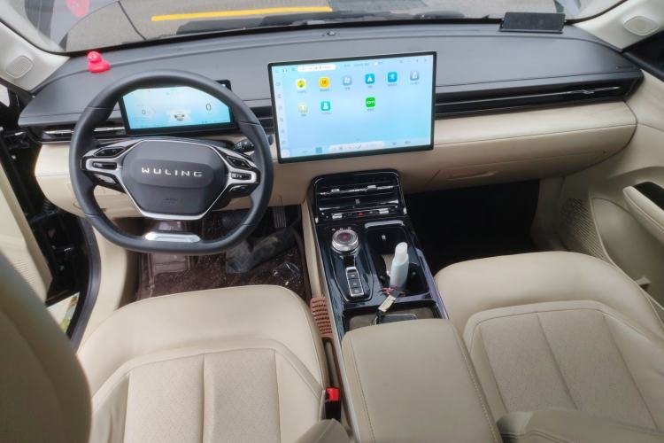 Used Wuling Xingguang 2023 150 Advanced Edition
