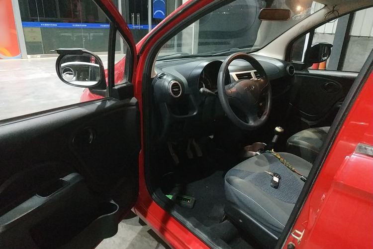 Used Chery QQ 2013 1.0L Manual Happy Edition
