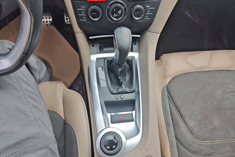 Used DS 6 2016 1.8T 60th Anniversary Limited Edition THP200
