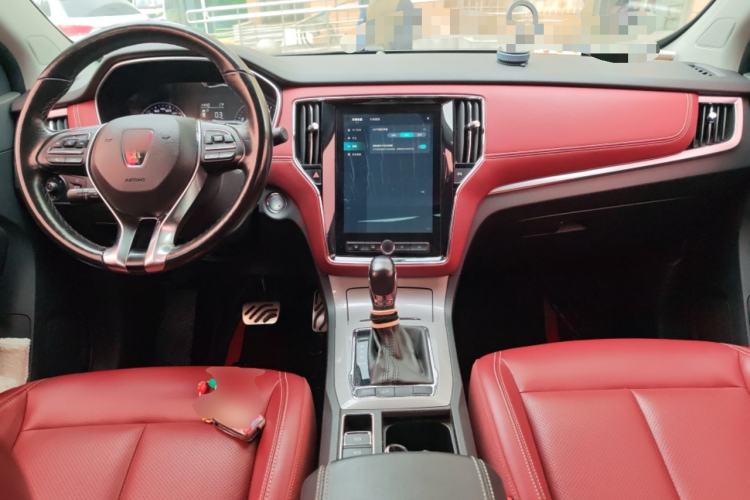 Used Roewe RX5 2016 20T Two-Wheel Drive Automatic Internet Smart Edition