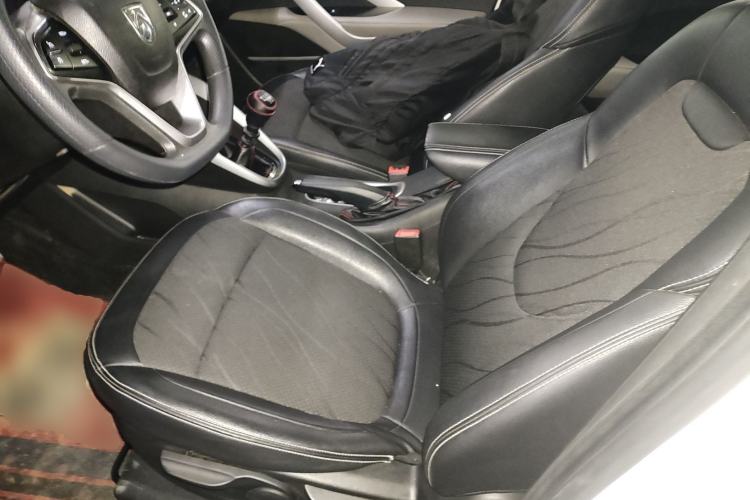 Used Baojun 510 2017 1.5L Manual Fashion Model
