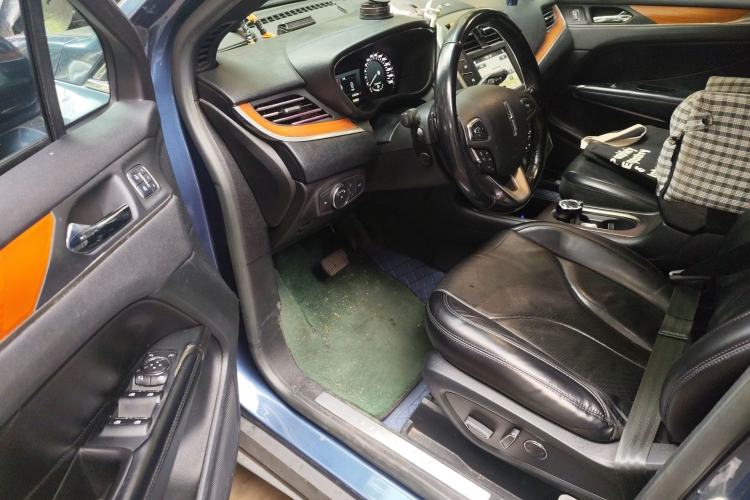 Used Lincoln MKC 2017 2.0T Two-Wheel-Drive Luxury Edition
