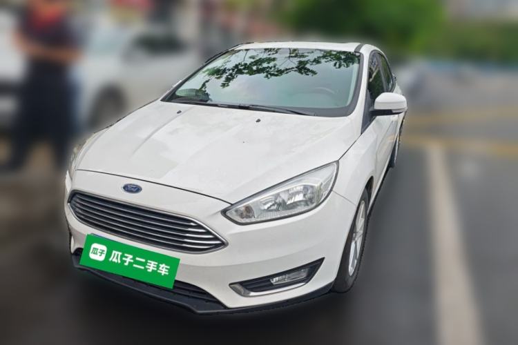 Used Ford Focus 2017 Sedan 1.6L Manual Fashion Edition Smart Drive Version Guazi used car, China used car export, Used car for sale, Used  cars, Cheapest cars for sale
