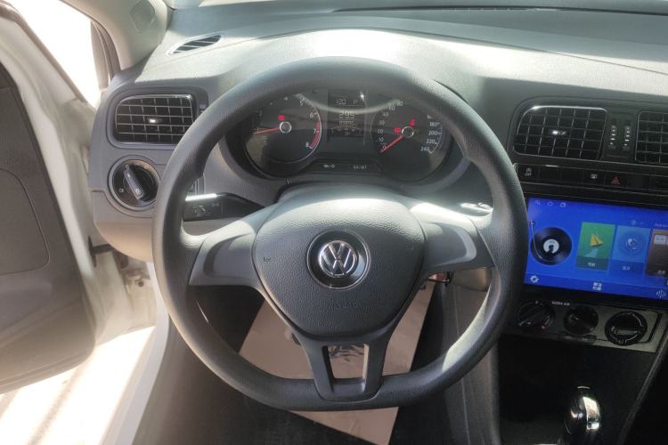 Used Volkswagen Polo 2018 1.5L Automatic Advanced Driving Model Steering Wheel