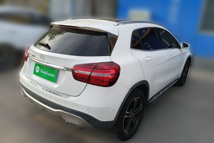 Used Mercedes-Benz GLA 2018 GLA 200 Fashion Model Rear Right 45 Deg