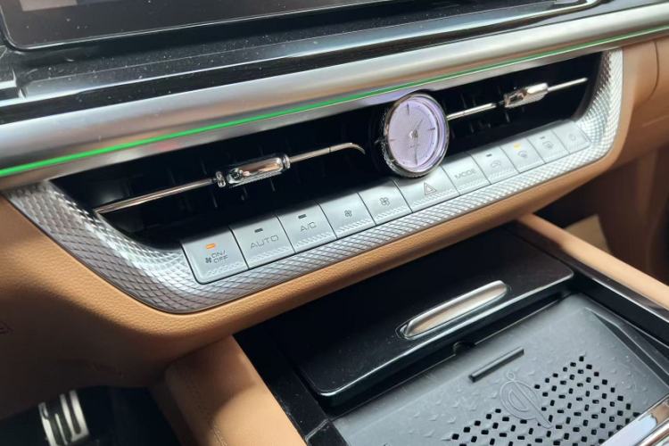 Used Tank 500 New Energy 2023 Hi4-T