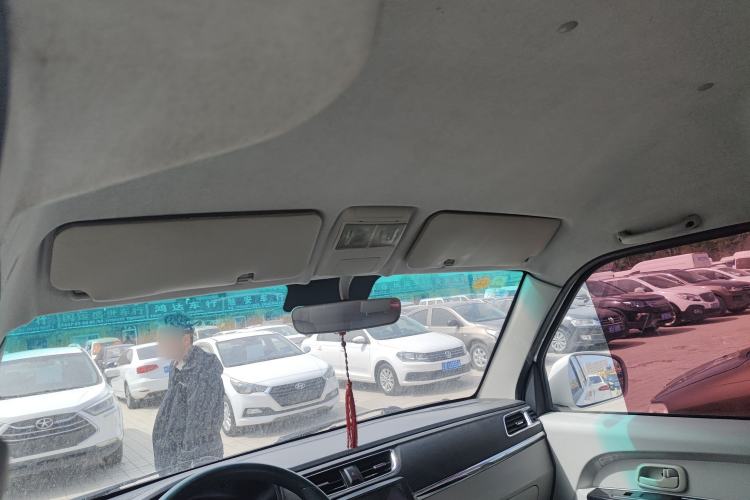 Used Jinbei New Hiace X30L 2021 1.5L Wealth Van Non-Air-Conditioned Version China VI Standard SWC15M
