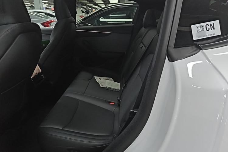 Used Tesla Model Y 2026 Rear-Drive Model
