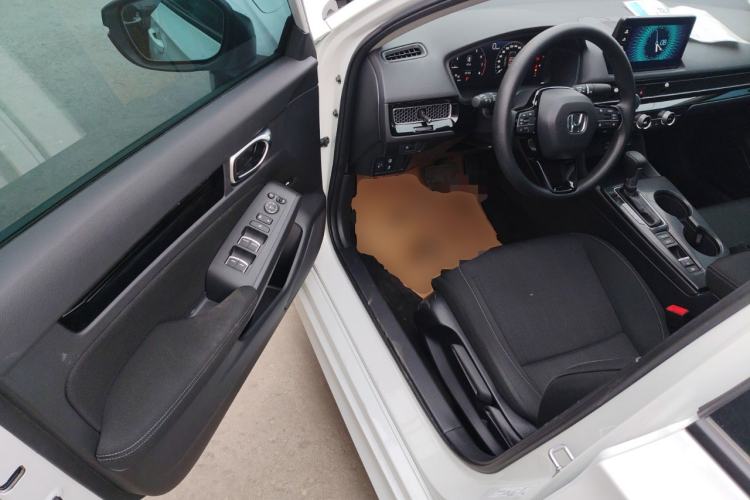 Used Honda Civic 2022 240TURBO CVT Dynamic Edition Driver Seat