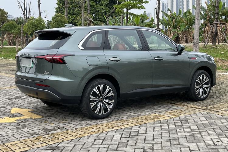 Used Hongqi HS6 PHEV 2026 220 All-Wheel Drive Smart Hybrid Version Exterior 5