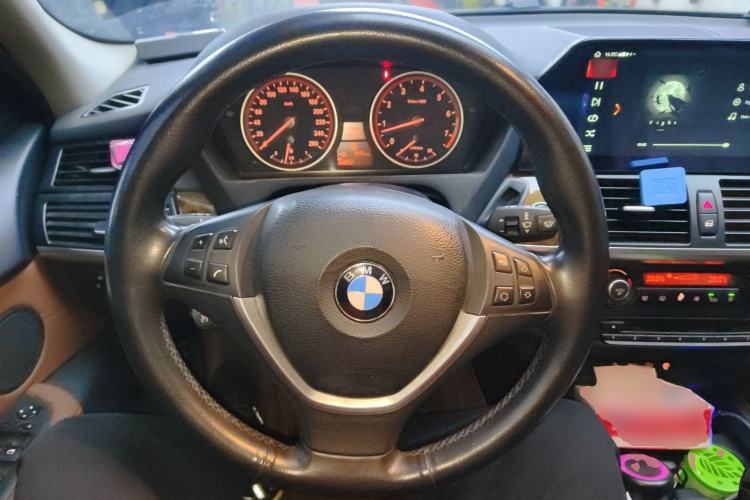 Used BMW X5 2013 xDrive35i Luxury Model Steering Wheel