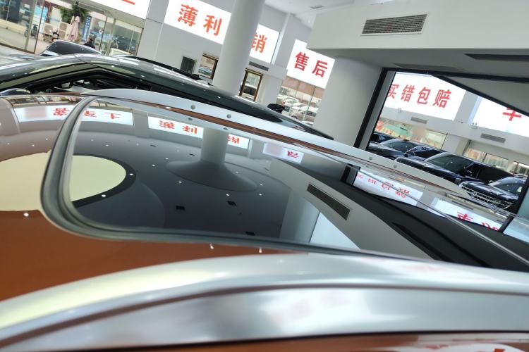 Used Cadillac XT4 2018 28T Two-Wheel-Drive Luxury Model
