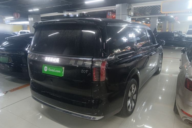 Used Zeekr 009 2024 7-Seater Walk-Through Version Four-Wheel Drive 108 kWh
