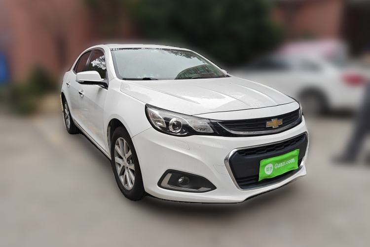 Used Chevrolet Malibu 2017 1.5T Automatic Luxury Edition Front Right 45 Deg