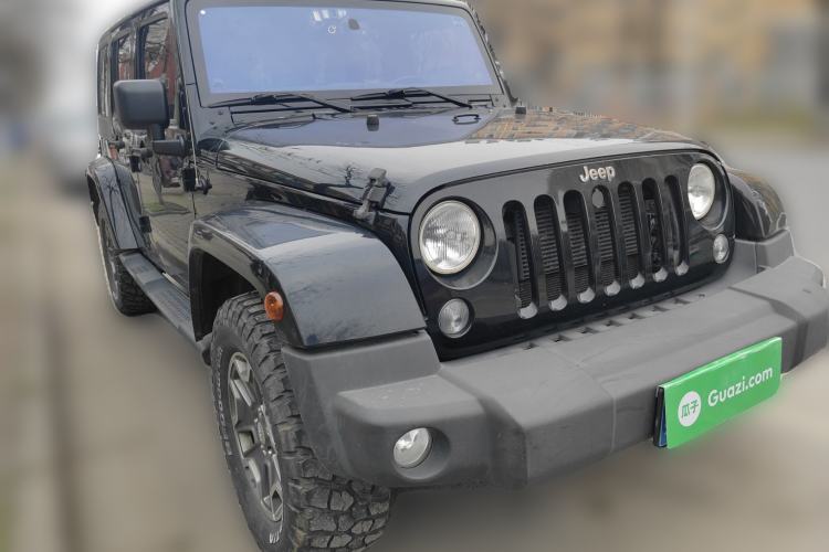 Used Jeep Wrangler 2013 3.6L Sahara Four-Door Edition