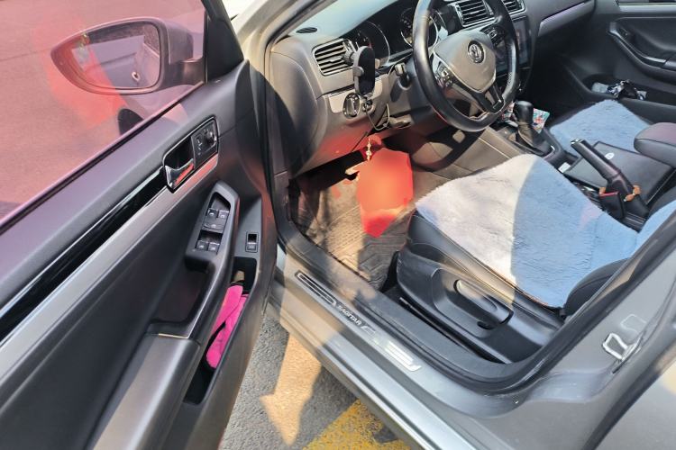 Used Volkswagen Sagitar 2018 1.6L Automatic Comfort Model Driver Seat