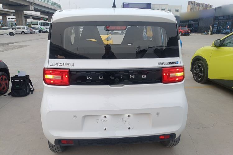 Used Wuling Hongguang MINIEV 2022 Macaron Fashion Model Lithium Iron Phosphate Rear