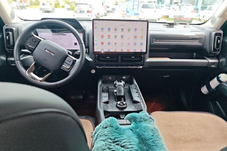 Used Haval Raptor New Energy 2024 Hi4 145 Cross-Over Edition Center Console