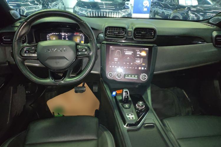 Used Lynk & Co 03 2022 2.0TD DCT JingPro
