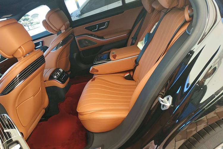 Used Mercedes-Benz S-Class 2022 S 450 L 4MATIC Interior 4