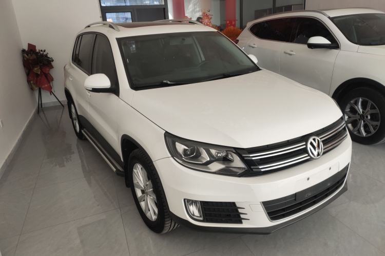 Used Volkswagen Tiguan L 2015 1.8TSI Manual Two-Wheel-Drive Limited Edition
