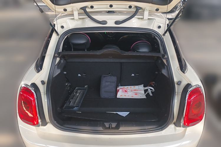 Used MINI 2016 1.2T ONE Five-Door Edition Trunk