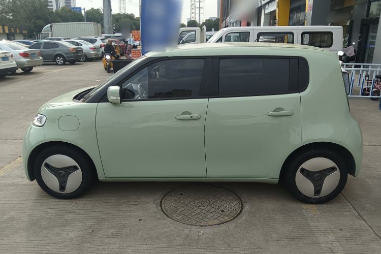 Used ORA White Cat 2022 Upgraded Model 305km Comfort Version Lithium-Ion Battery
