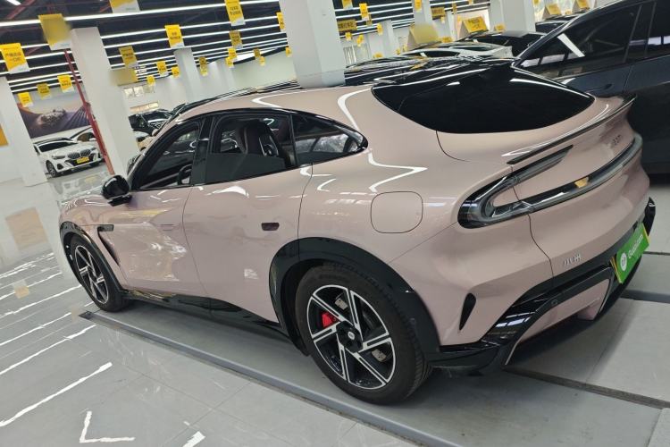 Used Xiaomi Auto YU7 2025 Ultra-Long Range High-Performance All-Wheel-Drive Max Edition