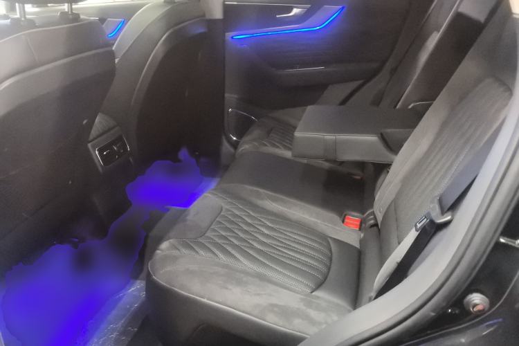 Used Hongqi HS5 2022 Revised Version 2.0T Smart Connect Flagship Edition
