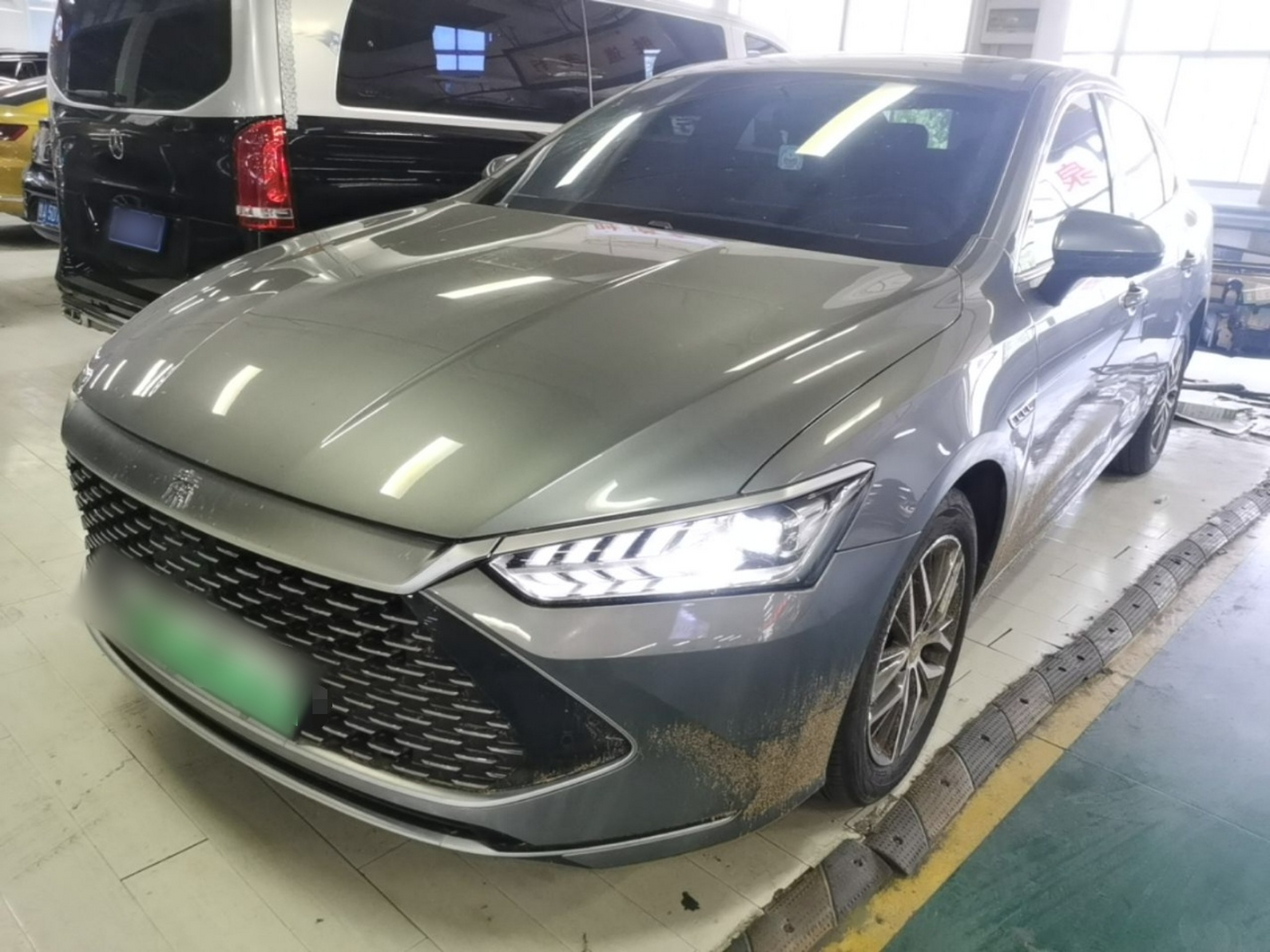 Sous le capot