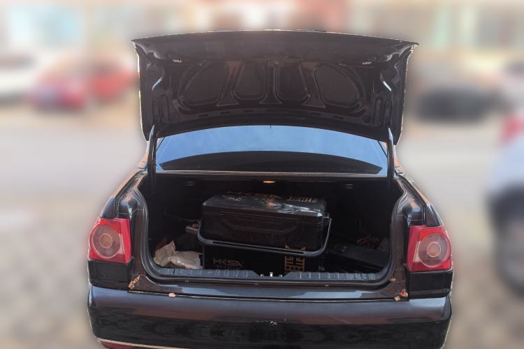 Used Volkswagen Santana Vista 2008 1.8L Manual Sishang Model Trunk