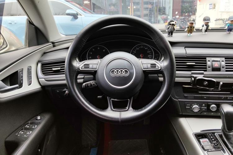 Used Audi A7 2017 35 TFSI Fashion Model Steering Wheel