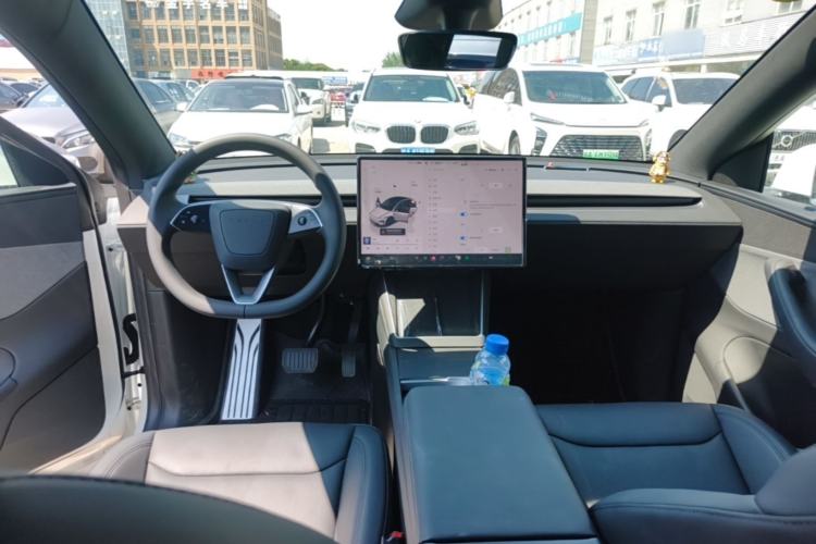 Used Tesla Model Y 2026 Rear-Drive Model