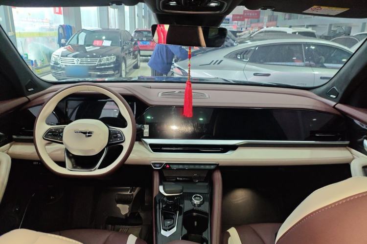 Used Geely Auto Monjaro L 2021 2.0TD DCT EVO Two-Wheel Drive Smart Luxury Version Center Console